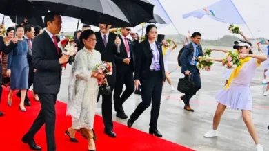 Presiden Jokowi dan Ibu Iriana Tiba di Chengdu